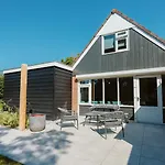 Holiday home Jonkerstee 209 -